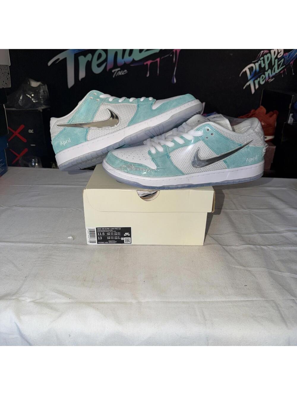Size 11.5 - Nike SB Dunk Low x April Skateboards Turbo Green